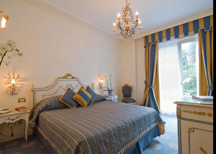 فندق E Palazzo Aminta - A Leading Of The World ستريزا